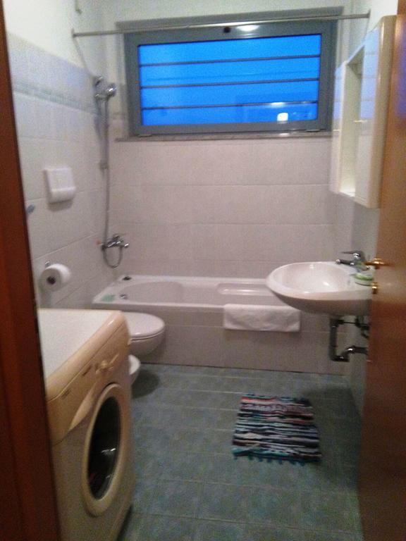 Residence Il Pino Саронно Экстерьер фото