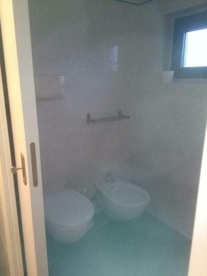 Residence Il Pino Саронно Экстерьер фото
